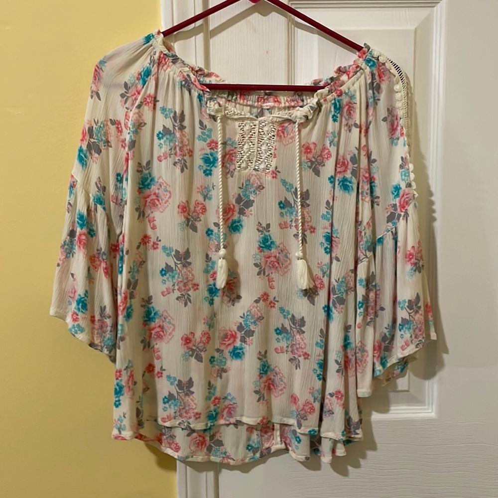 Kids hippie-style floral blouse